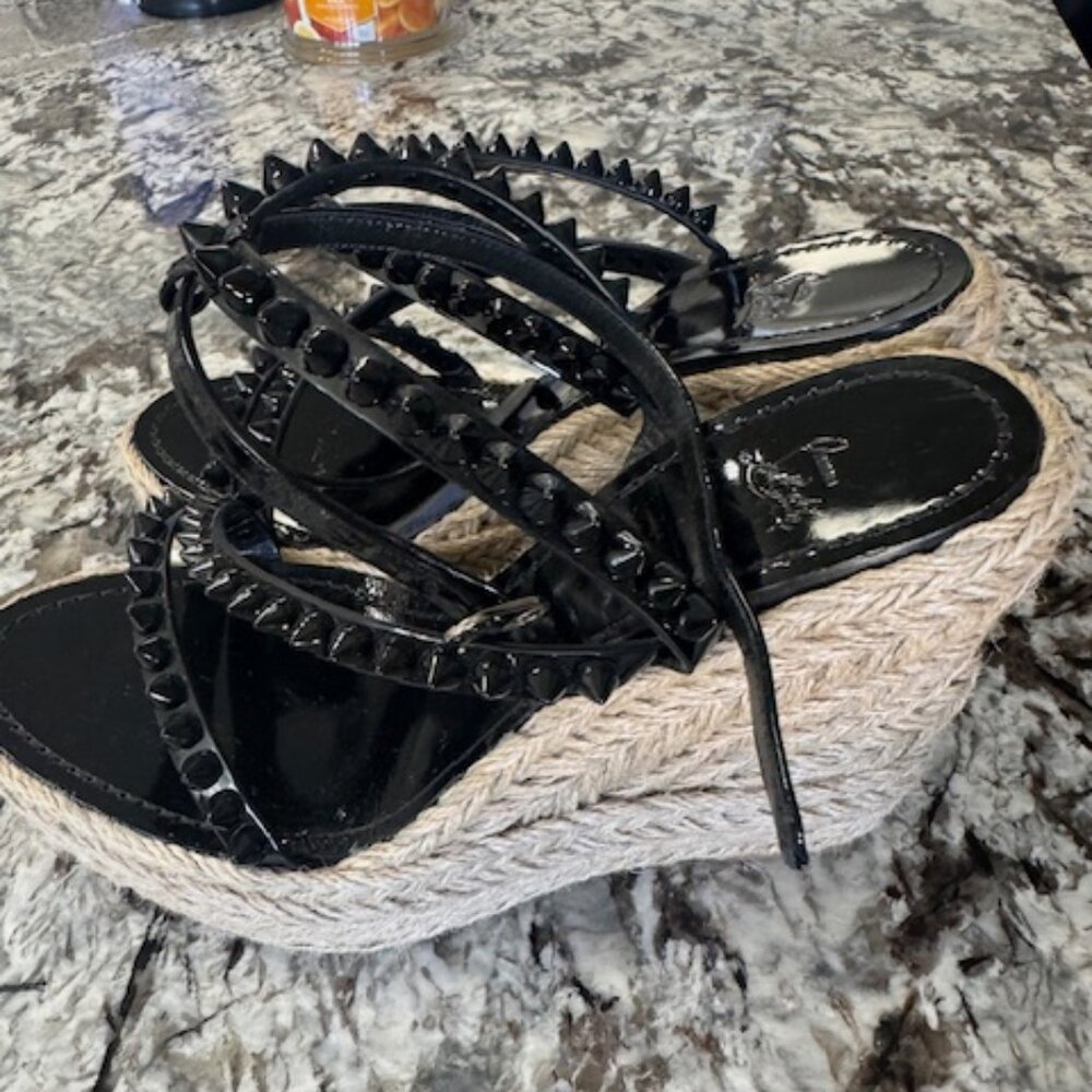 Christian Louboutin ~ Mafaldina Spike Red Sole Wedge Espadrilles - Picture 2 of 5